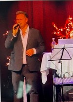 Julekoncert med Kandis Johnny og Søren Riis