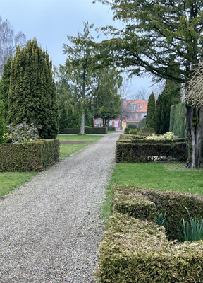 Stemningsfuld rundvisning på Ringsted Kirkegård